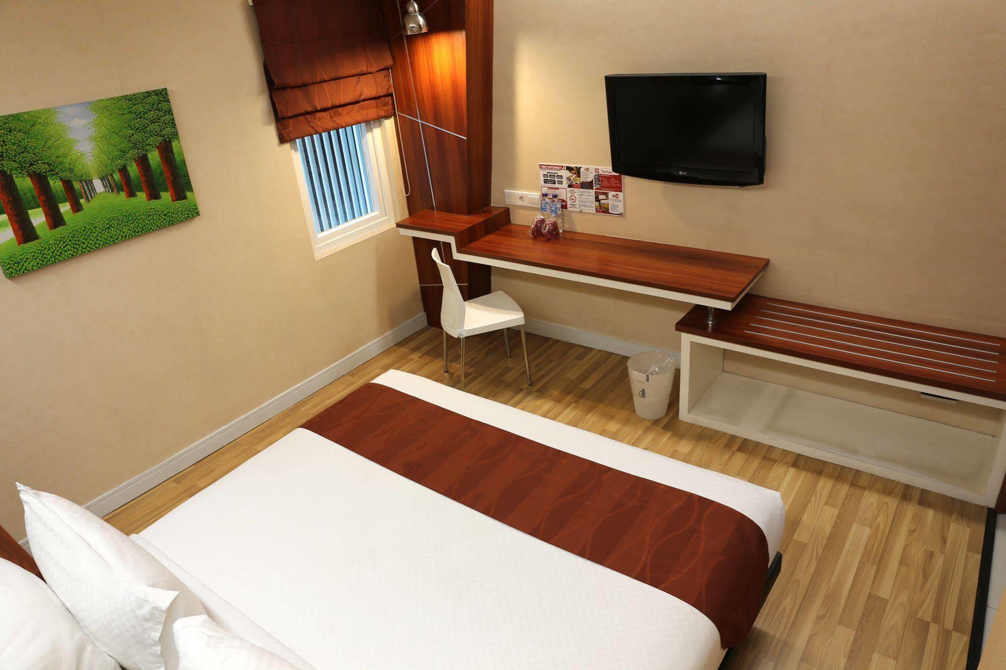 Citihub Hotel Yogyakarta Dış mekan fotoğraf
